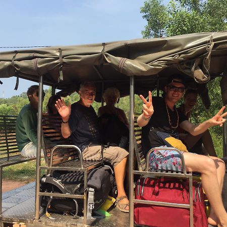 Sevenstars Hostel สีหนุวิลล์ ภายนอก รูปภาพ